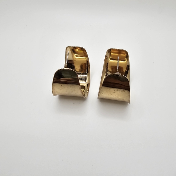 Womens Fashion Gold Tone Wide Hoop Earrings Costume Jewelry - Picture 10 of 15